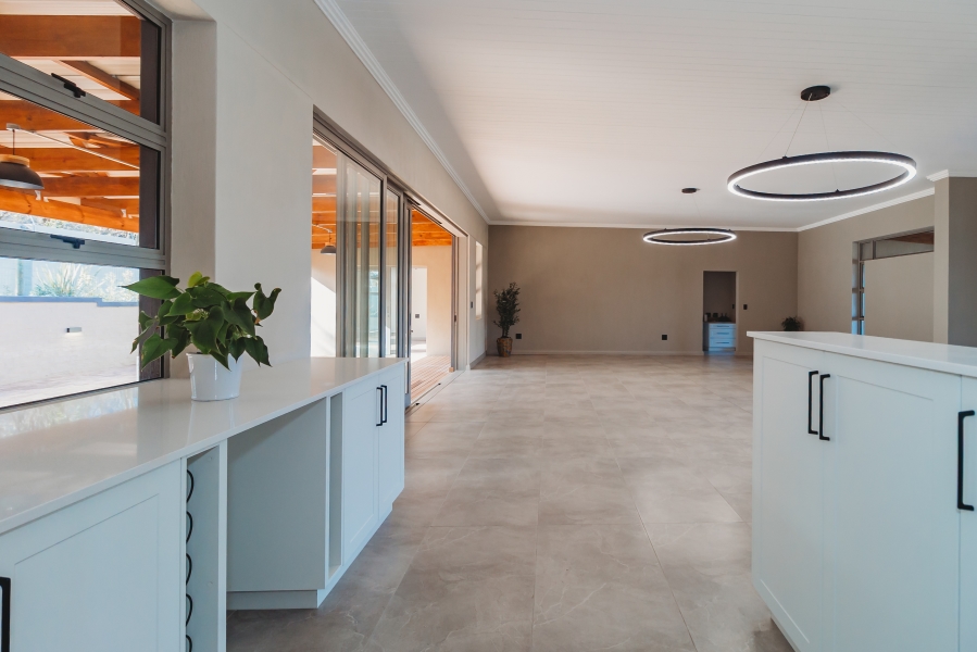 4 Bedroom Property for Sale in Blanco Western Cape
